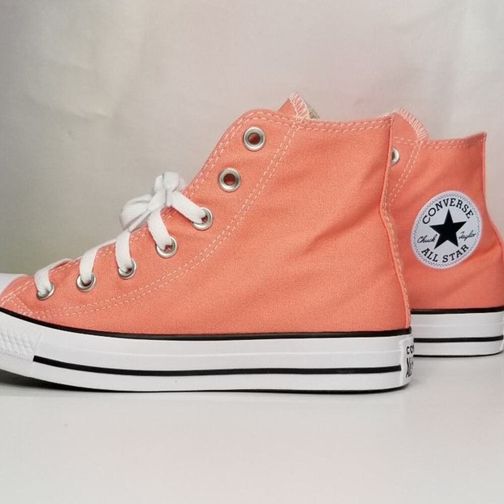Converse CTAS Hi Top Classic Sneakers Women's Size 7.5 Illist Pink A09471F NWT